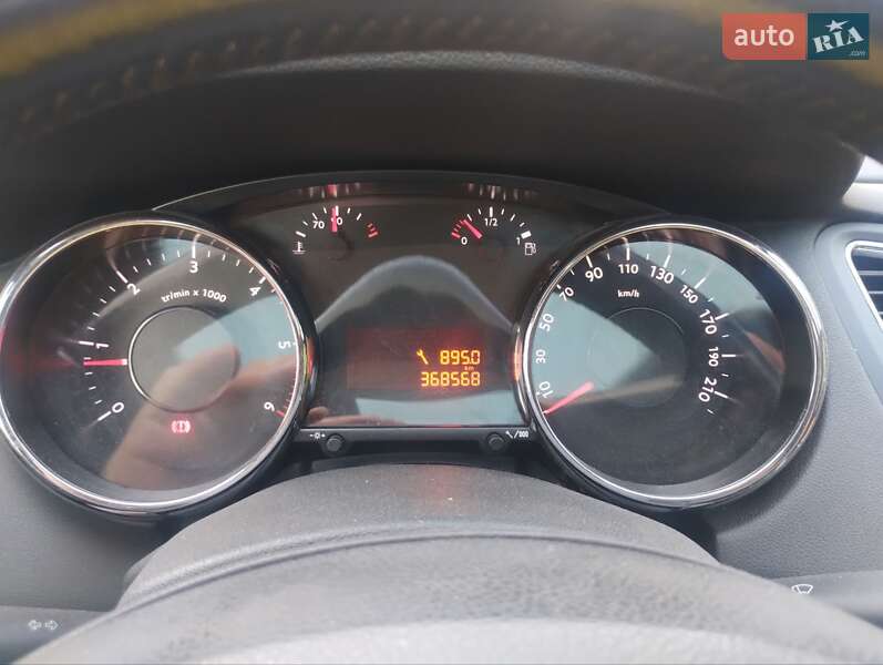 Микровэн Peugeot 5008 2013 в Киеве