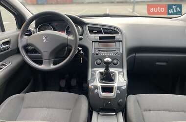 Мікровен Peugeot 5008 2013 в 