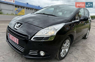 Мікровен Peugeot 5008 2011 в Рівному