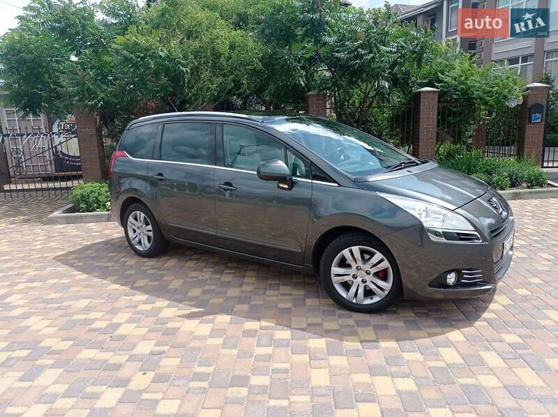 Peugeot 5008 2010