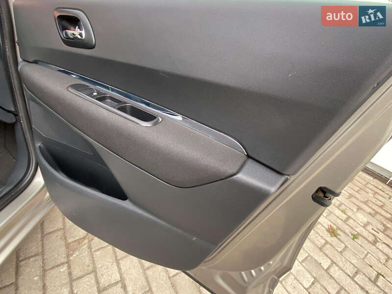 Микровэн Peugeot 5008 2011 в Ровно