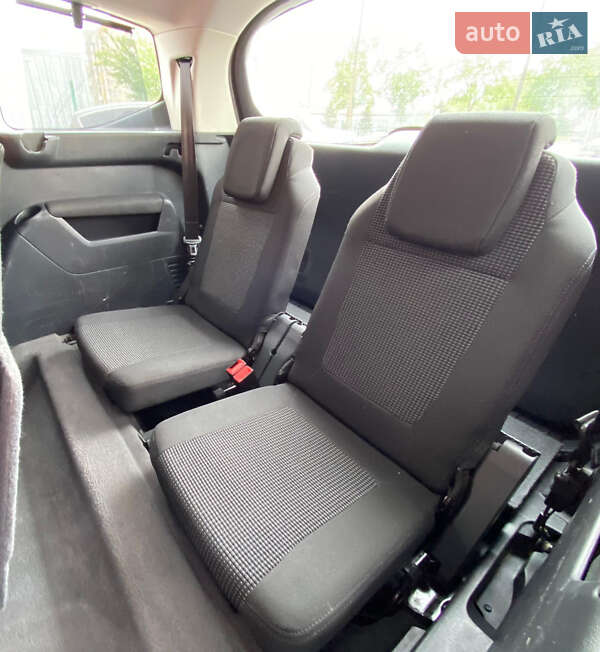 Микровэн Peugeot 5008 2011 в Ровно