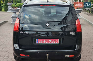Микровэн Peugeot 5008 2012 в 