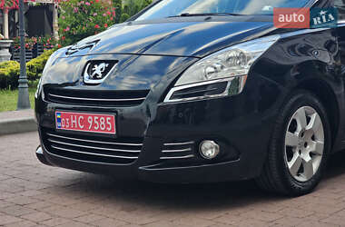 Микровэн Peugeot 5008 2012 в 