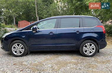 Микровэн Peugeot 5008 2010 в Каменец-Подольском