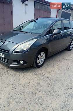 Микровэн Peugeot 5008 2010 в Луцке