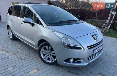 Микровэн Peugeot 5008 2012 в Любомле