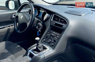 Мікровен Peugeot 5008 2013 в 
