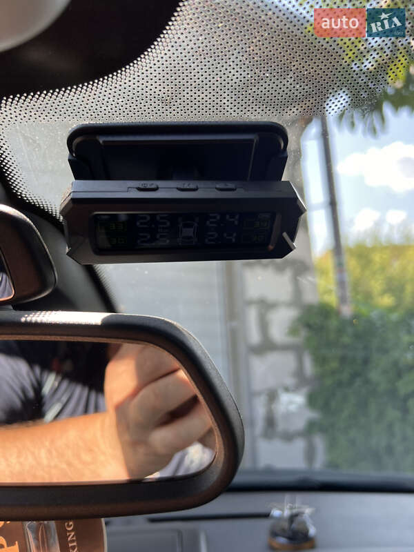 Мікровен Peugeot 5008 2011 в Вишневому