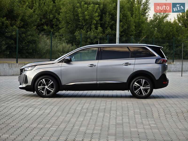 Позашляховик / Кросовер Peugeot 5008 2021 в Дубні