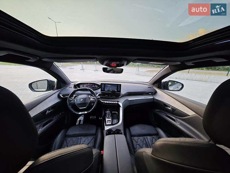 Позашляховик / Кросовер Peugeot 5008 2021 в Дубні