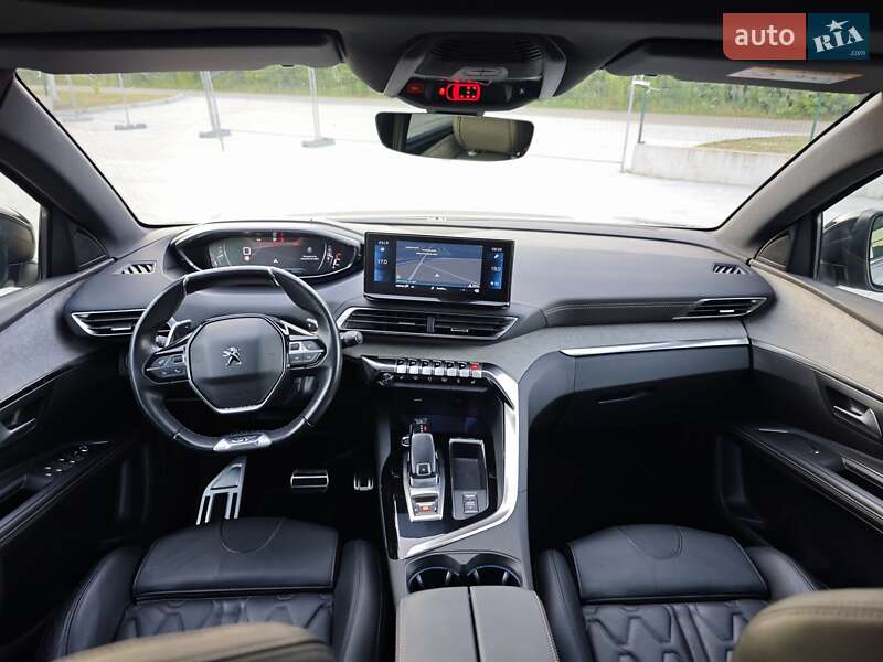 Позашляховик / Кросовер Peugeot 5008 2021 в Дубні