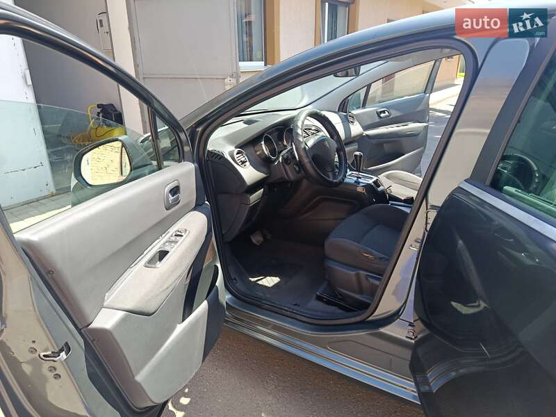 Мікровен Peugeot 5008 2012 в Пирятині фото 4 Мікровен Peugeot 5008 2012 в Пирятині