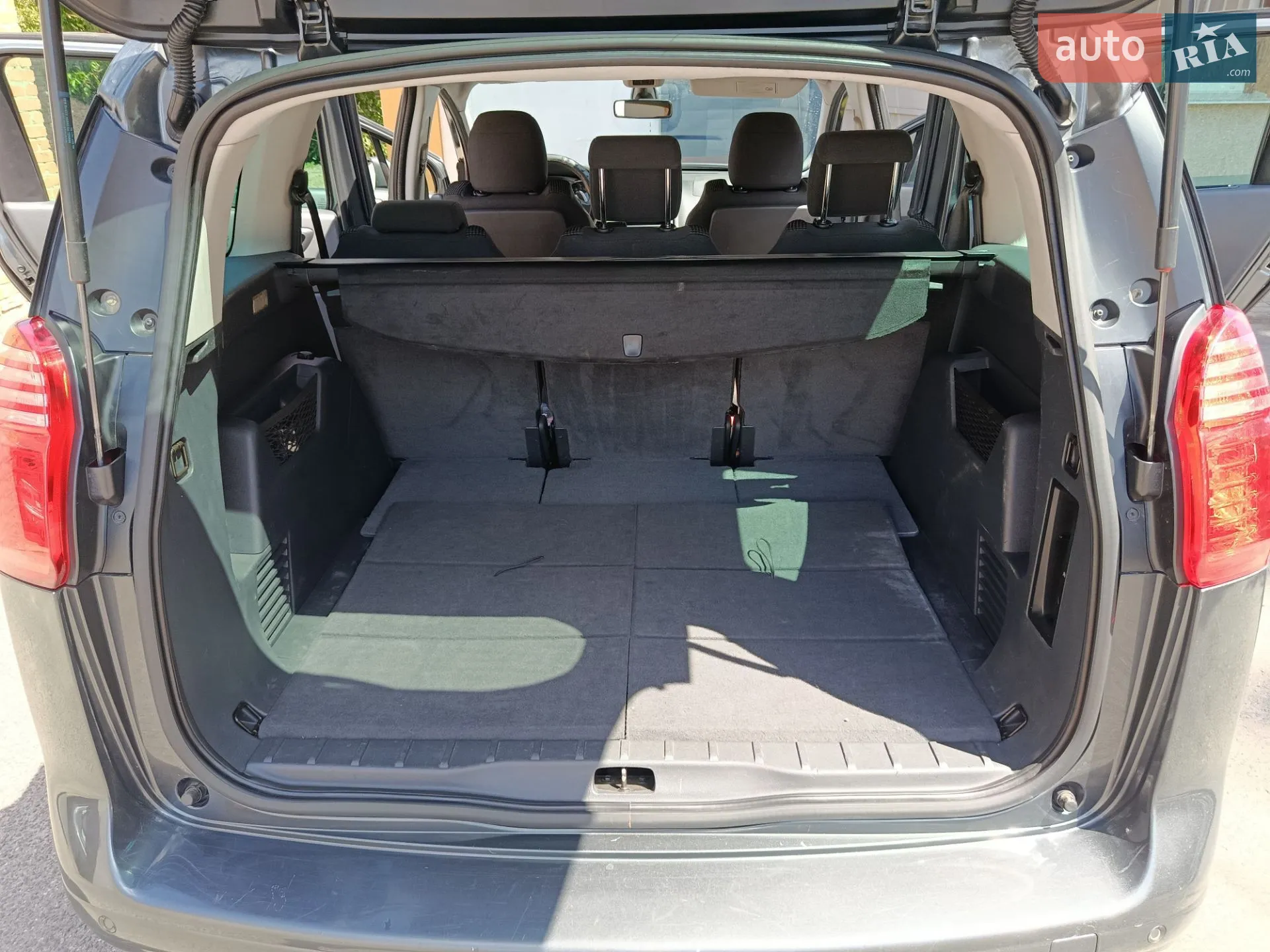 2012 Peugeot 5008 - мініатюра 7