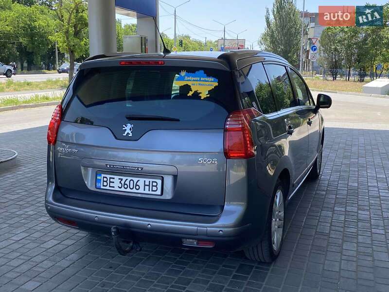 Микровэн Peugeot 5008 2011 в Николаеве