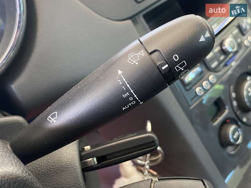 Микровэн Peugeot 5008 2011 в Николаеве