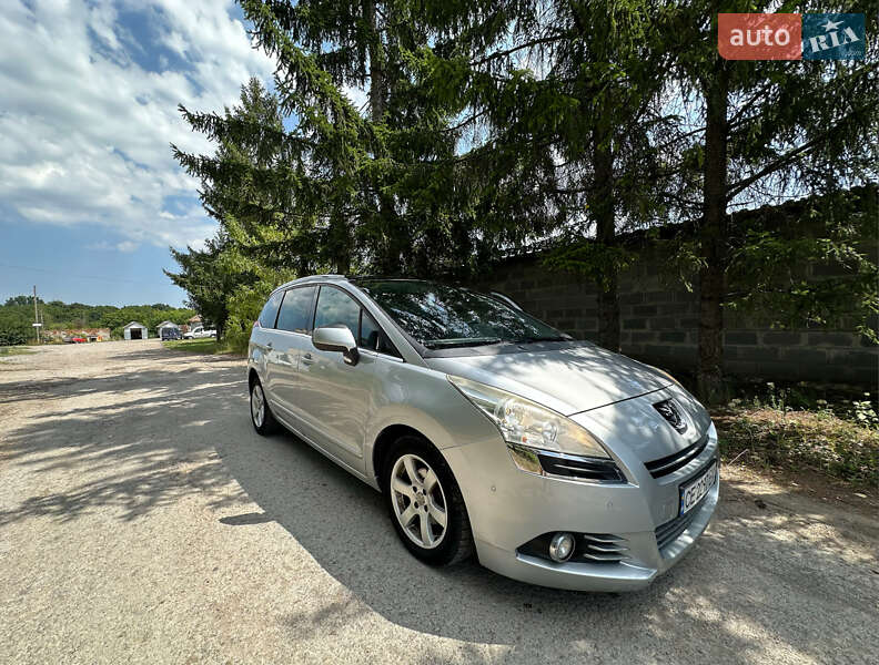 Мікровен Peugeot 5008 2012 в Заліщиках