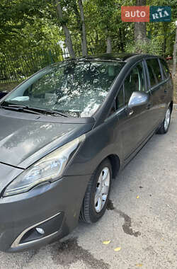Мікровен Peugeot 5008 2013 в Львові