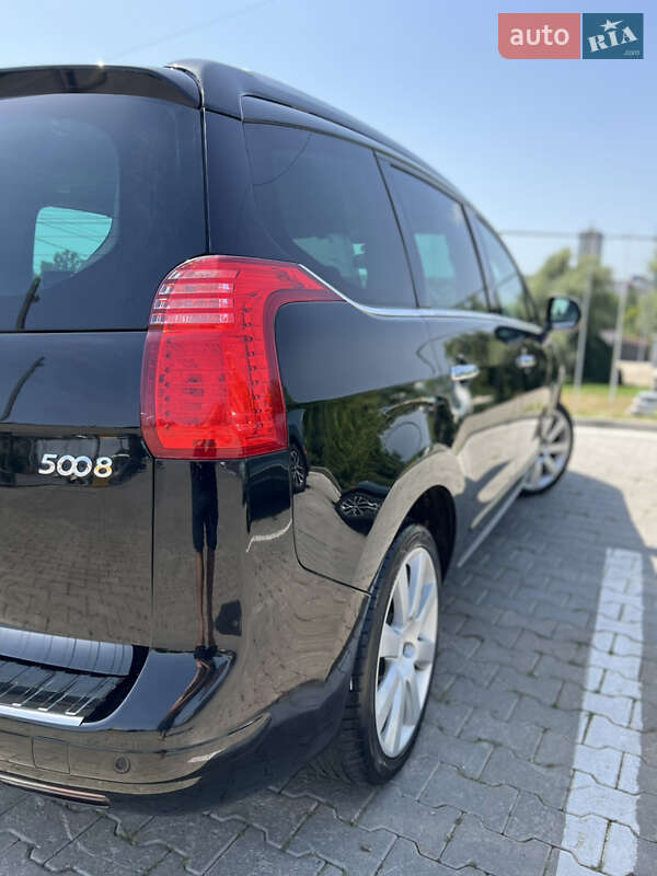 Мікровен Peugeot 5008 2010 в Чернівцях