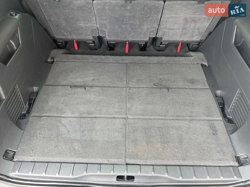 Микровэн Peugeot 5008 2013 в Киеве