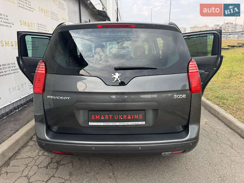 Микровэн Peugeot 5008 2013 в Киеве