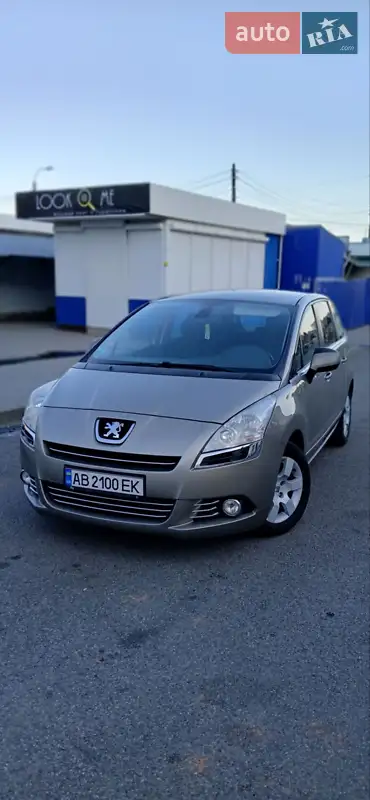 Peugeot 5008