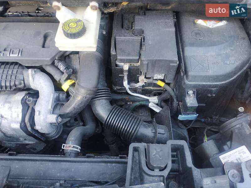 Микровэн Peugeot 5008 2012 в Радивилове