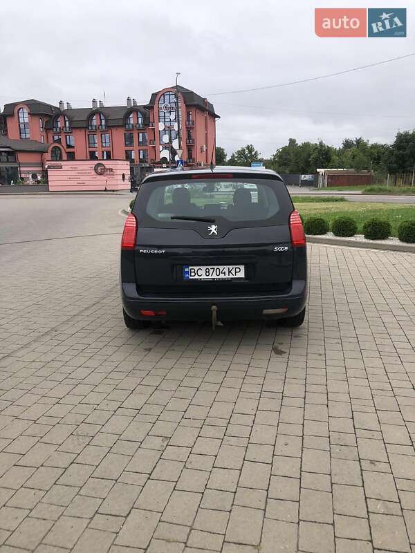 Мікровен Peugeot 5008 2010 в Дрогобичі