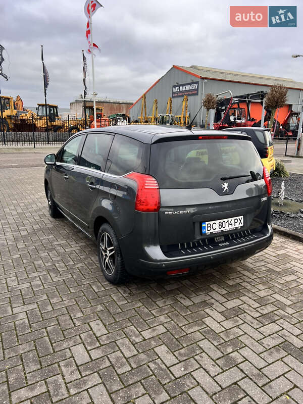 Мікровен Peugeot 5008 2010 в Ходореві