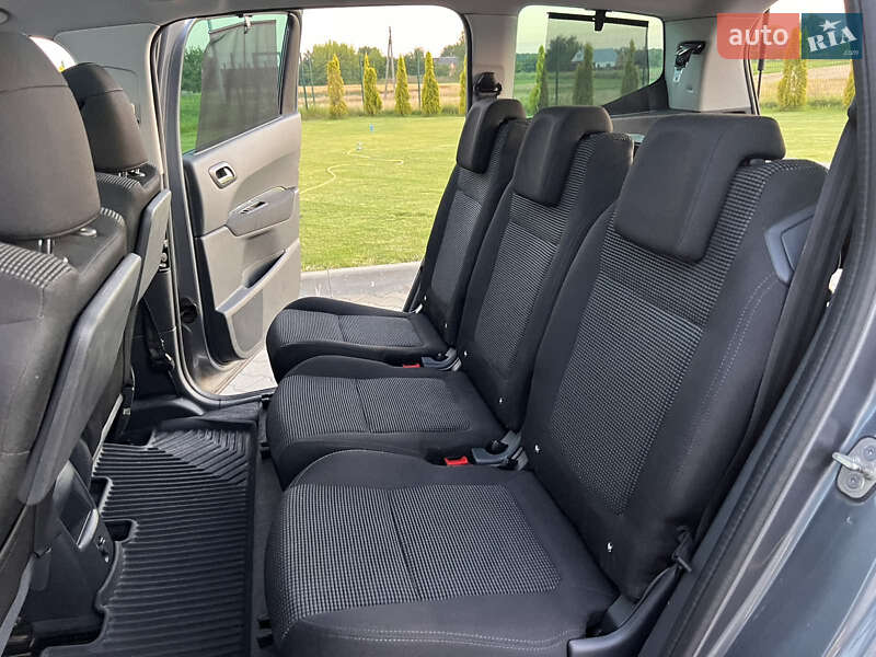 Мікровен Peugeot 5008 2011 в Луцьку