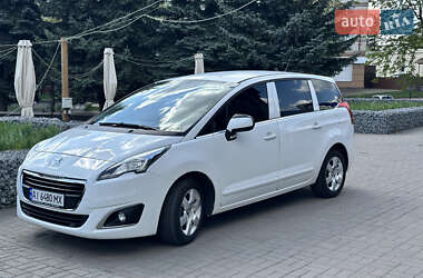 Мікровен Peugeot 5008 2016 в Бучі