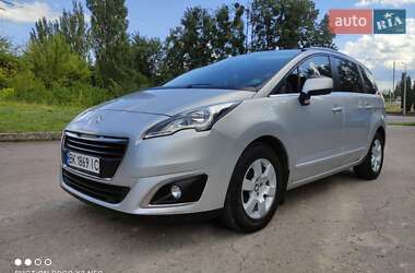 Микровэн Peugeot 5008 2014 в Ровно