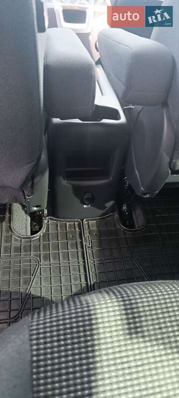 Мікровен Peugeot 5008 2014 в Рівному фото 14 Мікровен Peugeot 5008 2014 в Рівному