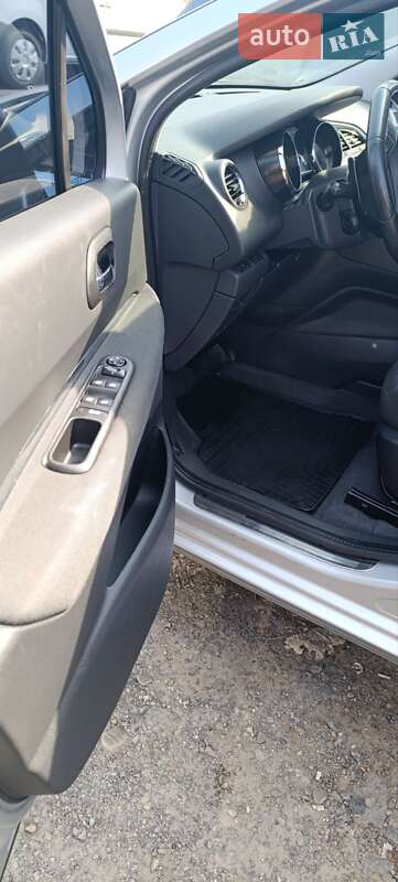 Мікровен Peugeot 5008 2014 в Рівному фото 19 Мікровен Peugeot 5008 2014 в Рівному