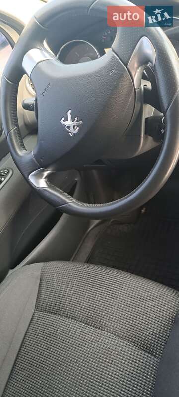 Мікровен Peugeot 5008 2014 в Рівному фото 33 Мікровен Peugeot 5008 2014 в Рівному
