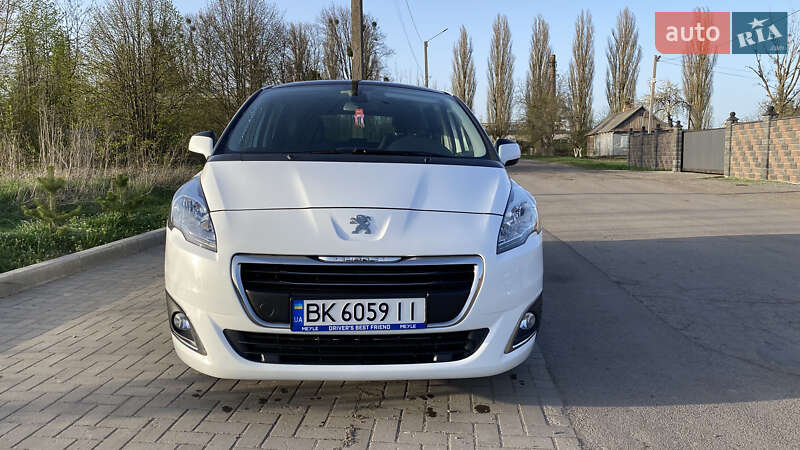 Мікровен Peugeot 5008 2015 в Рівному