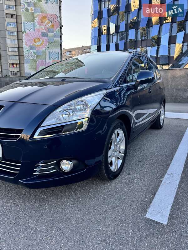 Микровэн Peugeot 5008 2010 в Харькове фото 8 Микровэн Peugeot 5008 2010 в Харькове