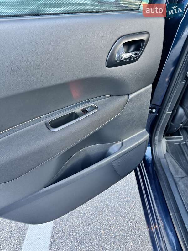 Микровэн Peugeot 5008 2010 в Харькове фото 55 Микровэн Peugeot 5008 2010 в Харькове