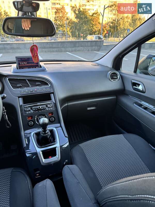 Микровэн Peugeot 5008 2010 в Харькове фото 88 Микровэн Peugeot 5008 2010 в Харькове