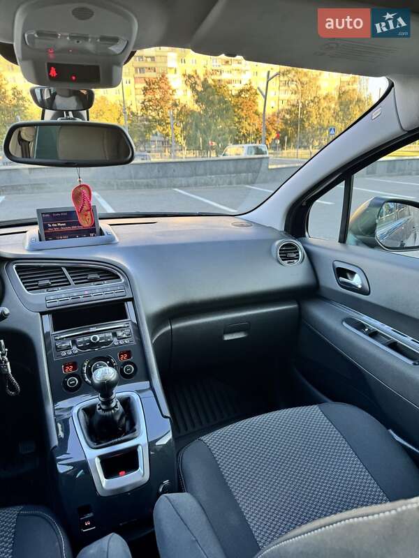 Микровэн Peugeot 5008 2010 в Харькове фото 91 Микровэн Peugeot 5008 2010 в Харькове