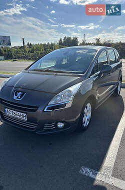 Мікровен Peugeot 5008 2010 в Луцьку