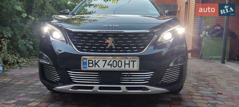 Внедорожник / Кроссовер Peugeot 5008 2017 в Ровно фото 11 Внедорожник / Кроссовер Peugeot 5008 2017 в Ровно