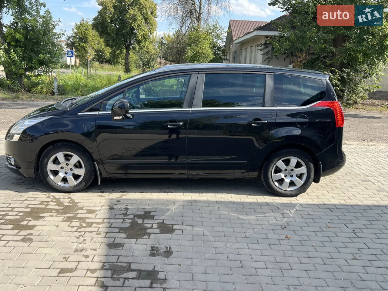 2011 Peugeot 5008 - мініатюра 38