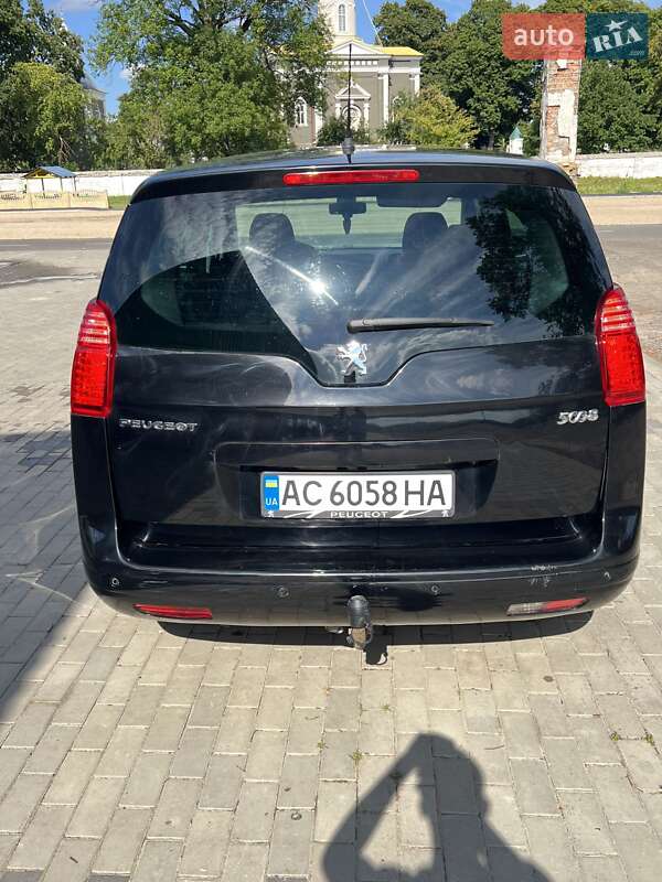 Мікровен Peugeot 5008 2011 в Луцьку