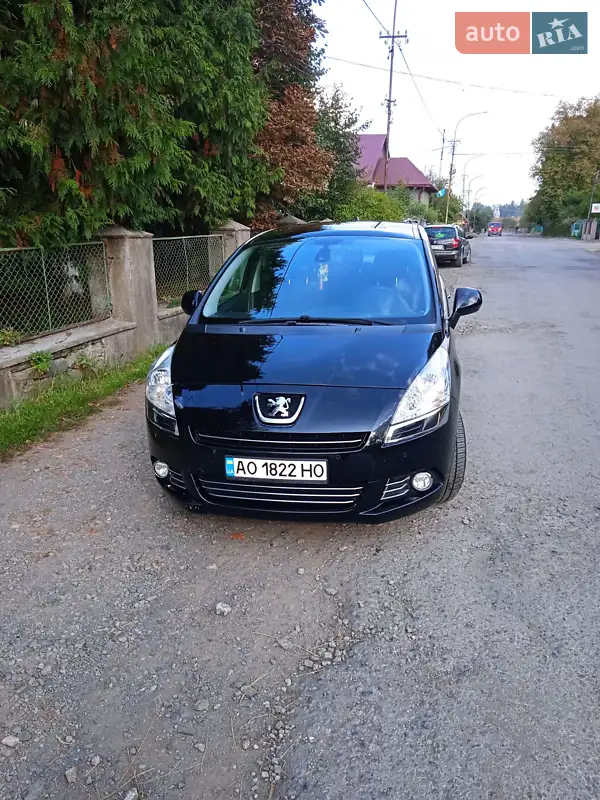 Peugeot 5008