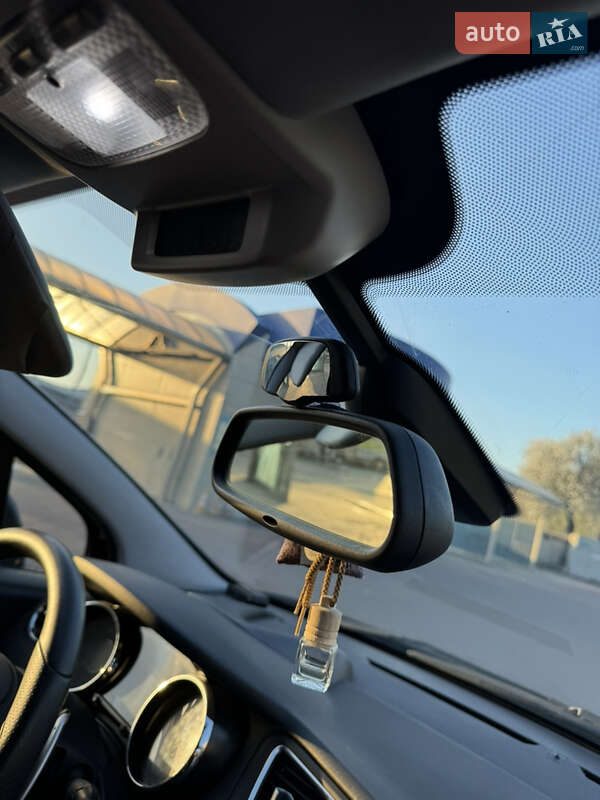 Мікровен Peugeot 5008 2012 в Луцьку