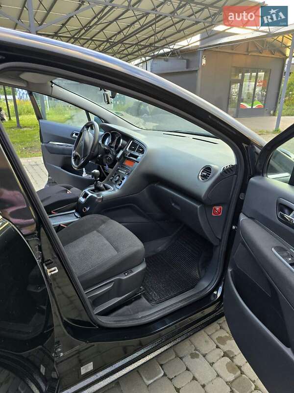 Мікровен Peugeot 5008 2010 в Львові