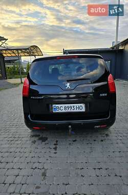Микровэн Peugeot 5008 2010 в 