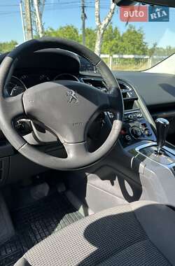Микровэн Peugeot 5008 2014 в 