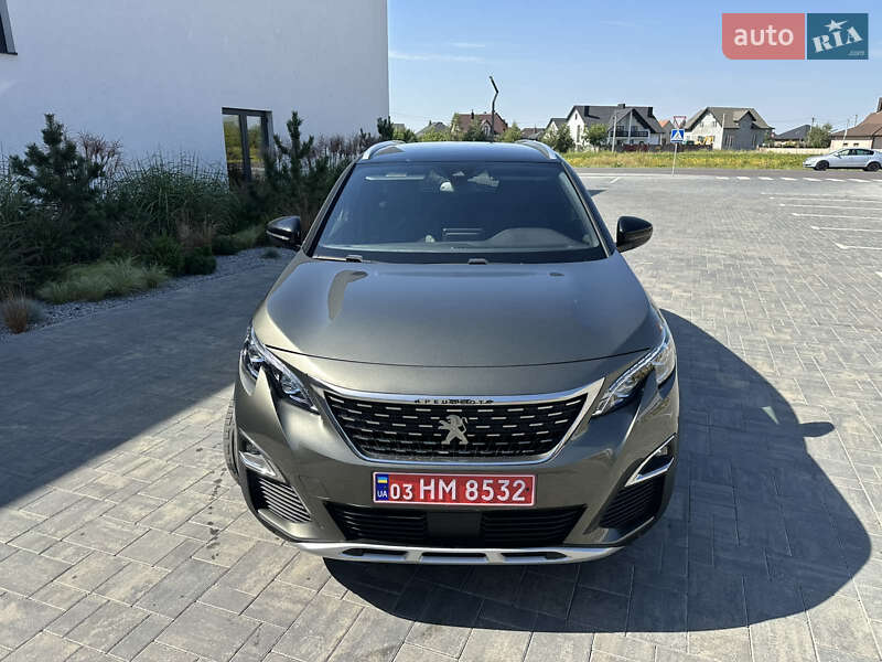 Позашляховик / Кросовер Peugeot 5008 2018 в Луцьку